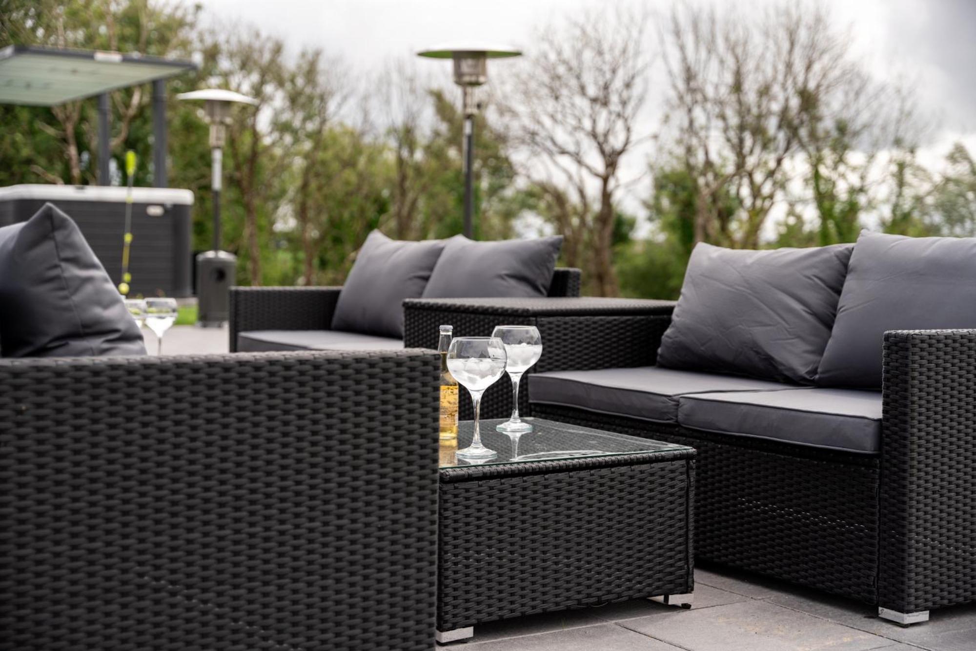 Escape Ordinary At Lily'S Pad Villa Enniskillen Luaran gambar